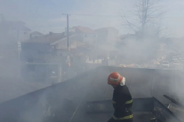 یک کشته و ۶ مصدوم در آتش سوزی یک شالیکوبی در پیر بازار